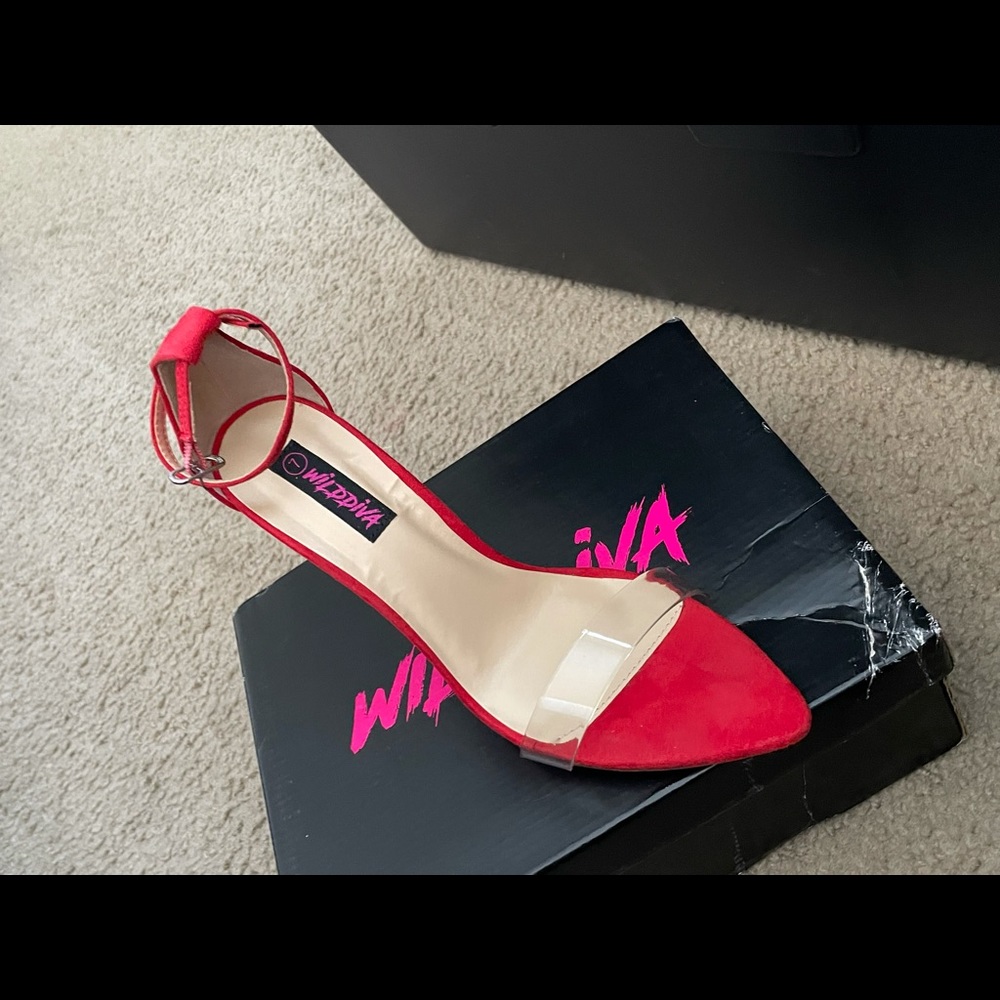 red/clear heel
